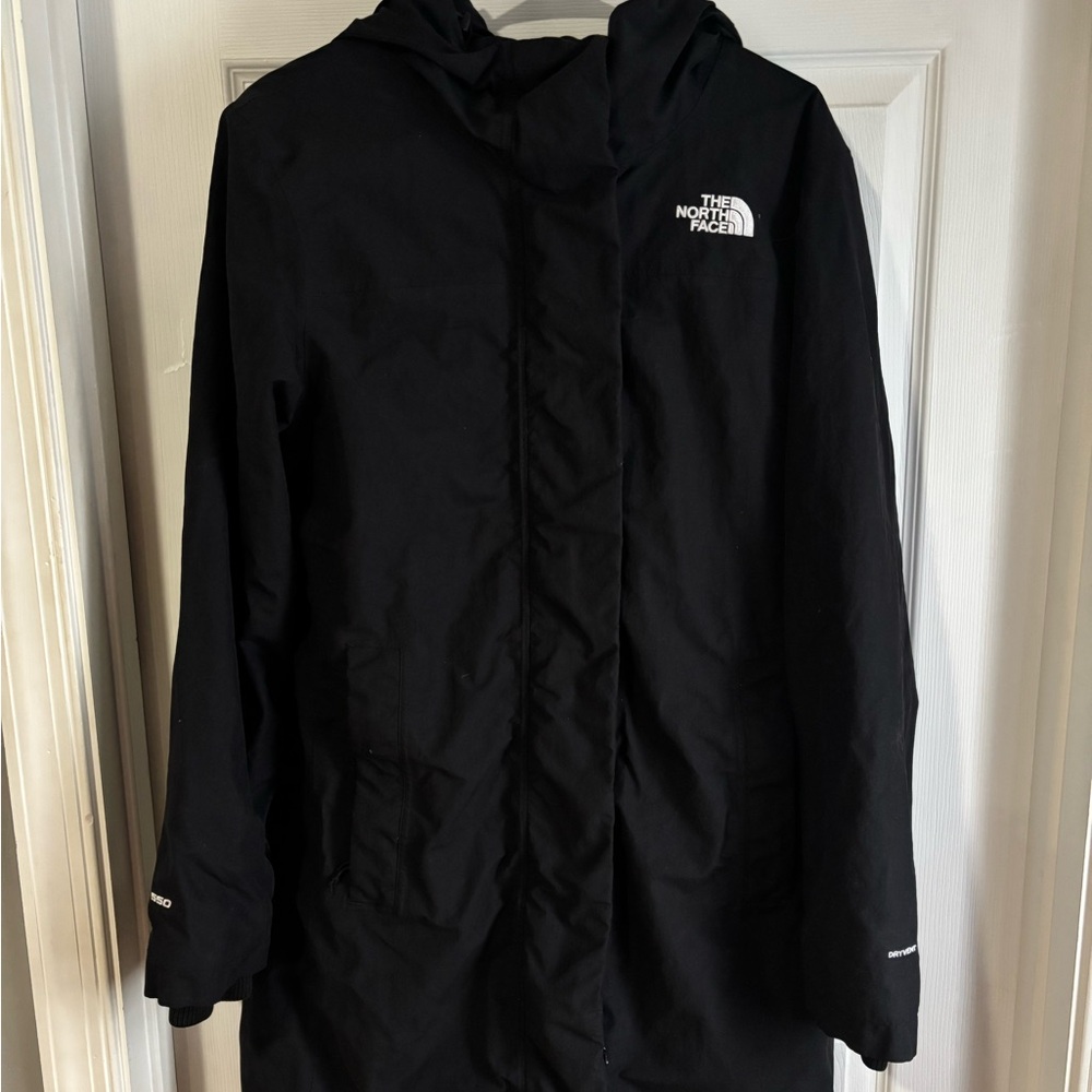 The North Face Women's Black Outerwear
